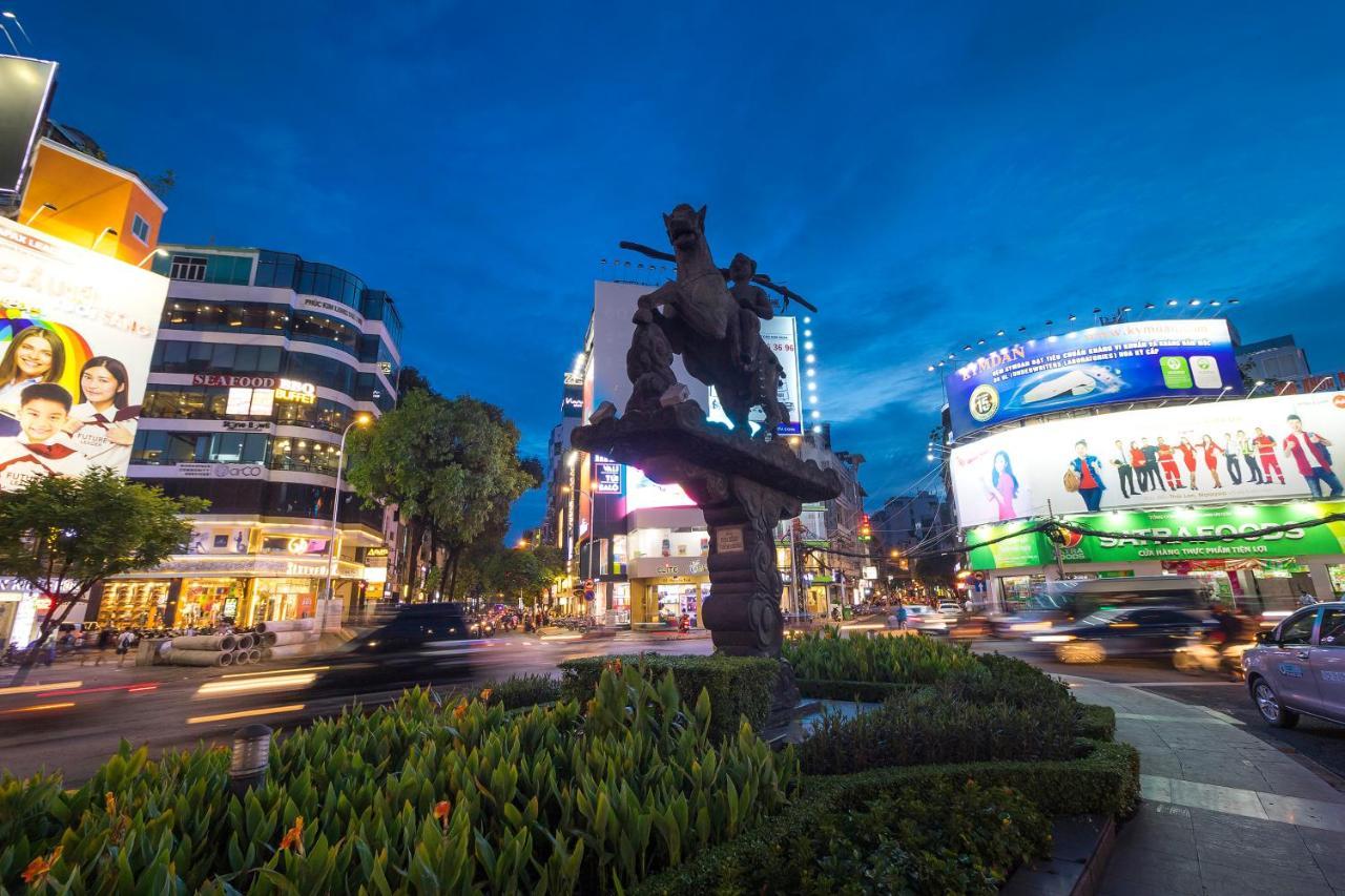 Saigon Night Hotel Cidade de Ho Chi Minh Exterior foto